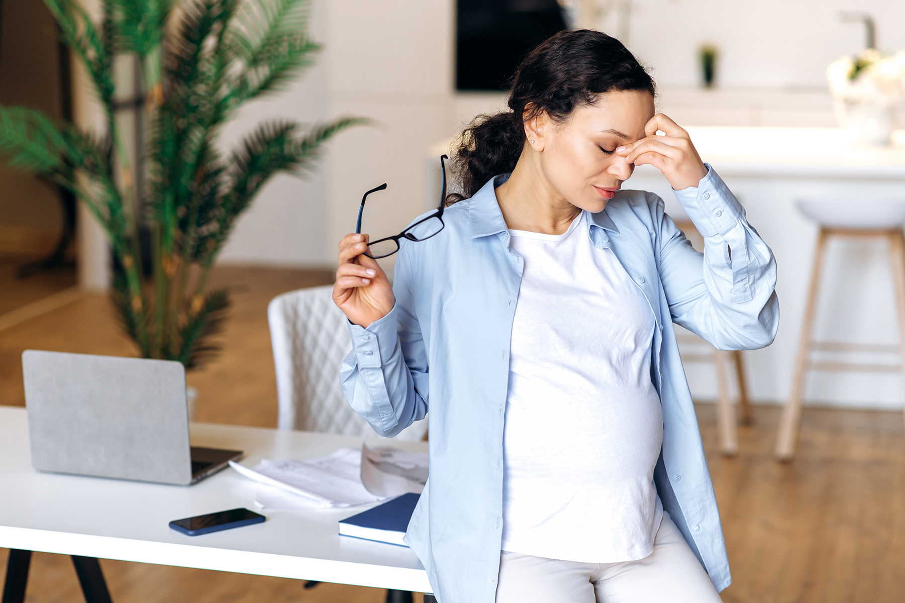 Pregnancy, Hormones, and Changes in Vision: What Women Should Know
